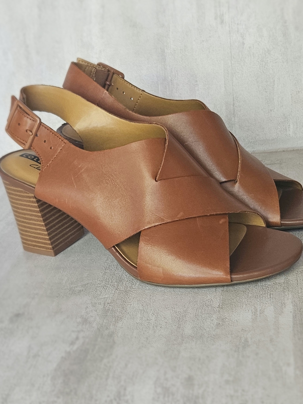 Clarks Collection Women’s Deva Janie Tan Leather Block Heel Sandals Size US 9 M - Picture 4 of 13